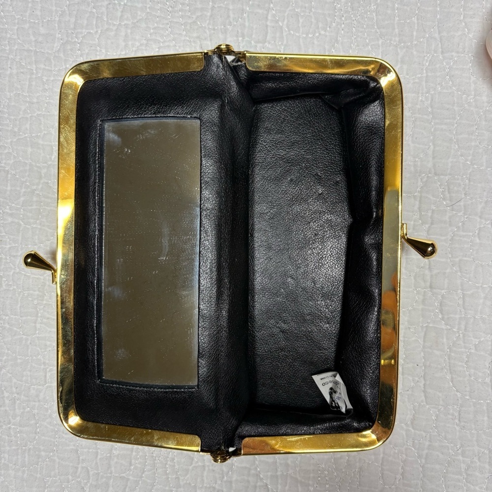 ❤️ Vintage Comeco Black Faux Ostrich Kiss-Lock Wallet with Gold Frame - Picture 7 of 9
